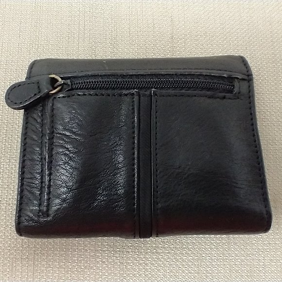 SONOMA BLACK LEATHER COMPACT WALLET - Picture 3 of 13
